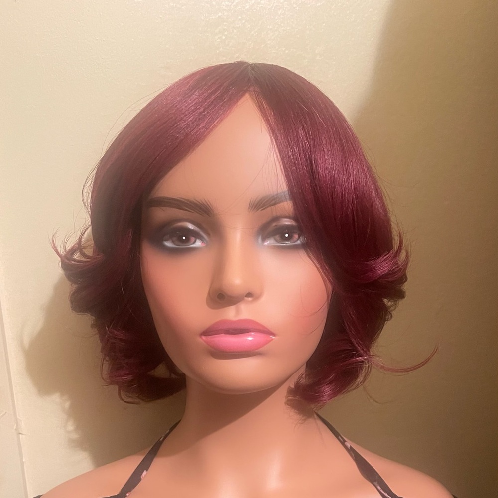 Upstage synthetic wig